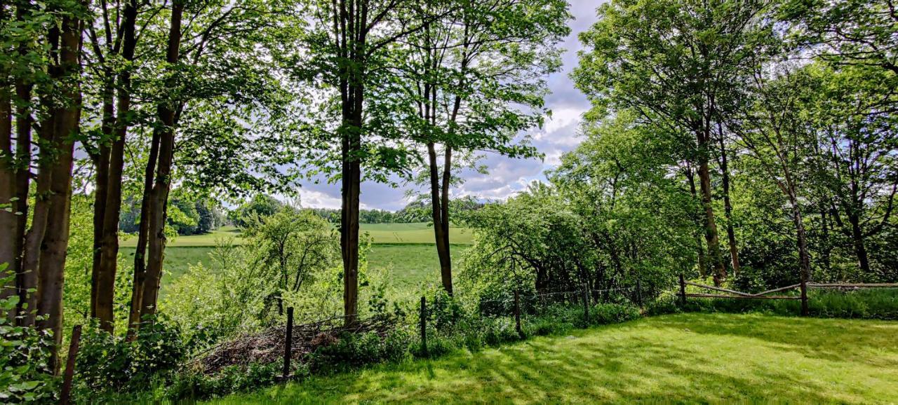 Inikama - Bohemian Apartment Im Gruenen Rosengarten  Kültér fotó